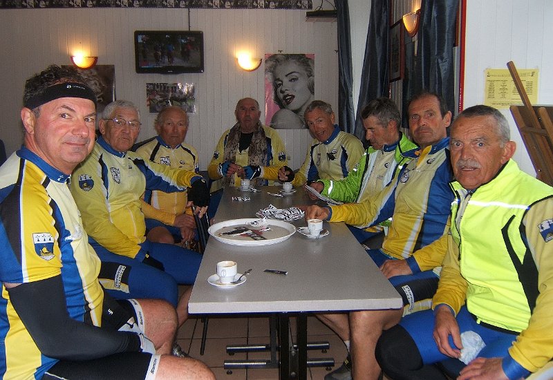 2012-05-18 04 Les cyclos aussi.JPG